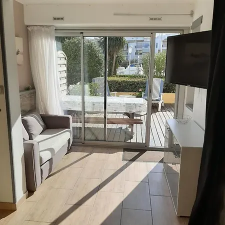 Terrasse Exceptionnelle Proche Port Et Plage アパート